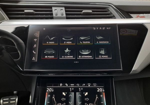 Audi e-tron cena 299900 przebieg: 8135, rok produkcji 2023 z Nisko małe 781